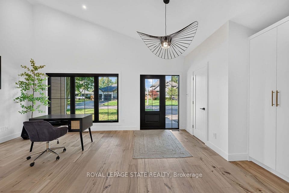491 Anson Drive, Hamilton, ON L9G 2M2 – photo 2