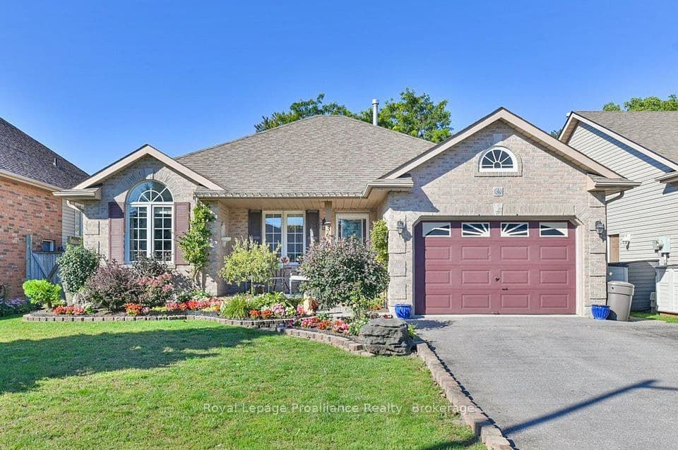 36 Heartwood Drive, Belleville, ON K8P 5L9 – photo 2