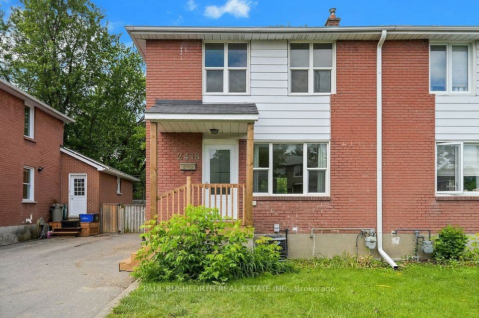 2418 Clementine Boulevard, Billings Bridge - Riverside Park and Area, ON K1V 8E2 – main photo