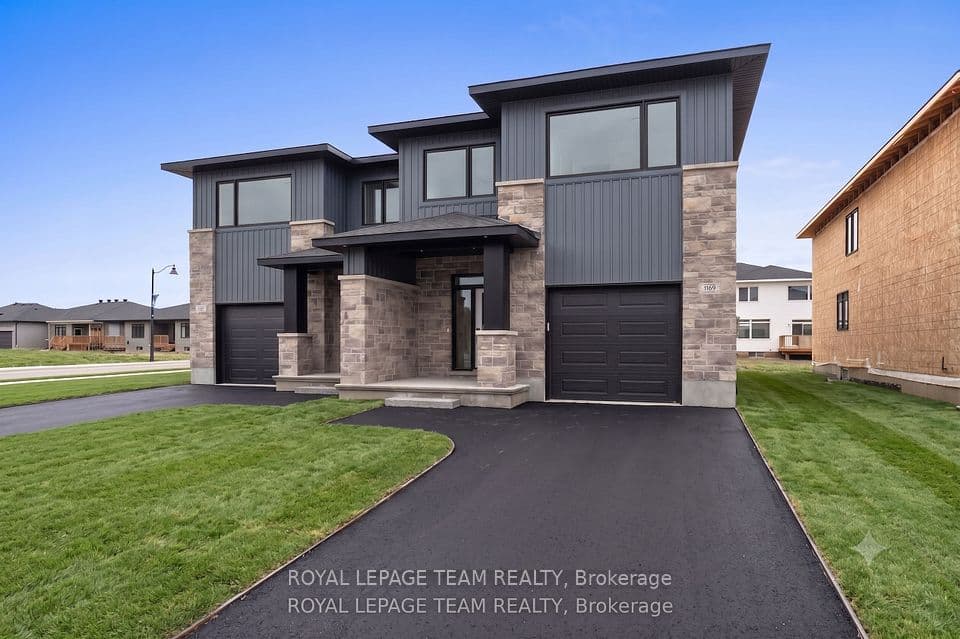 1060 Moore Street, Brockville, ON K6V 0H2 – main photo