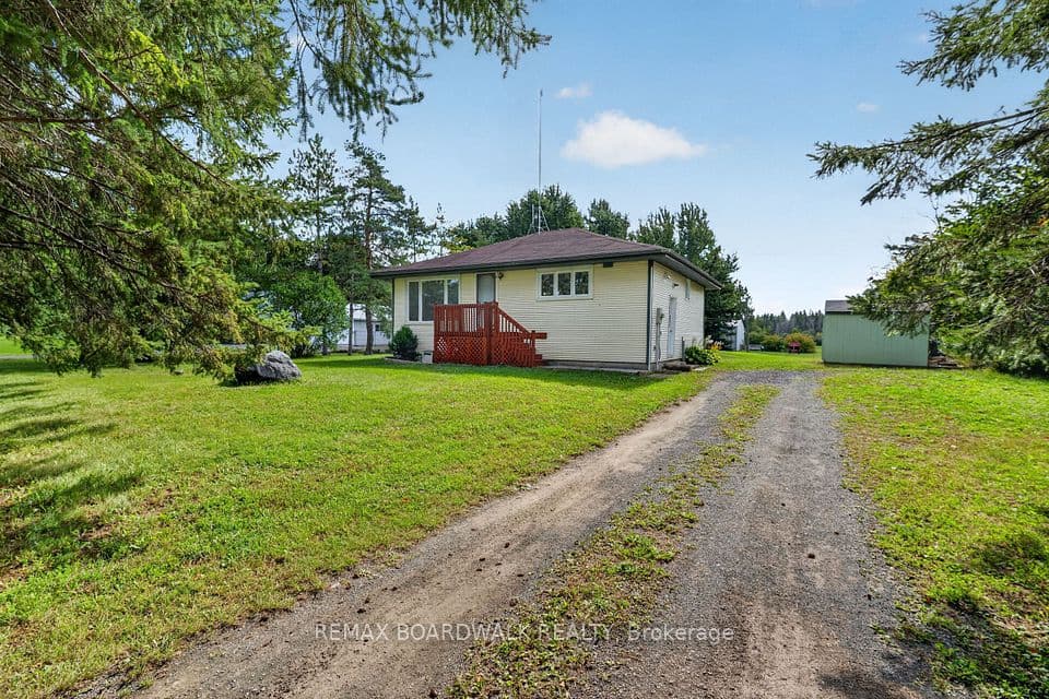 14310 Concession 11-12 Road, North Stormont, ON K0A 1R0 – photo 2