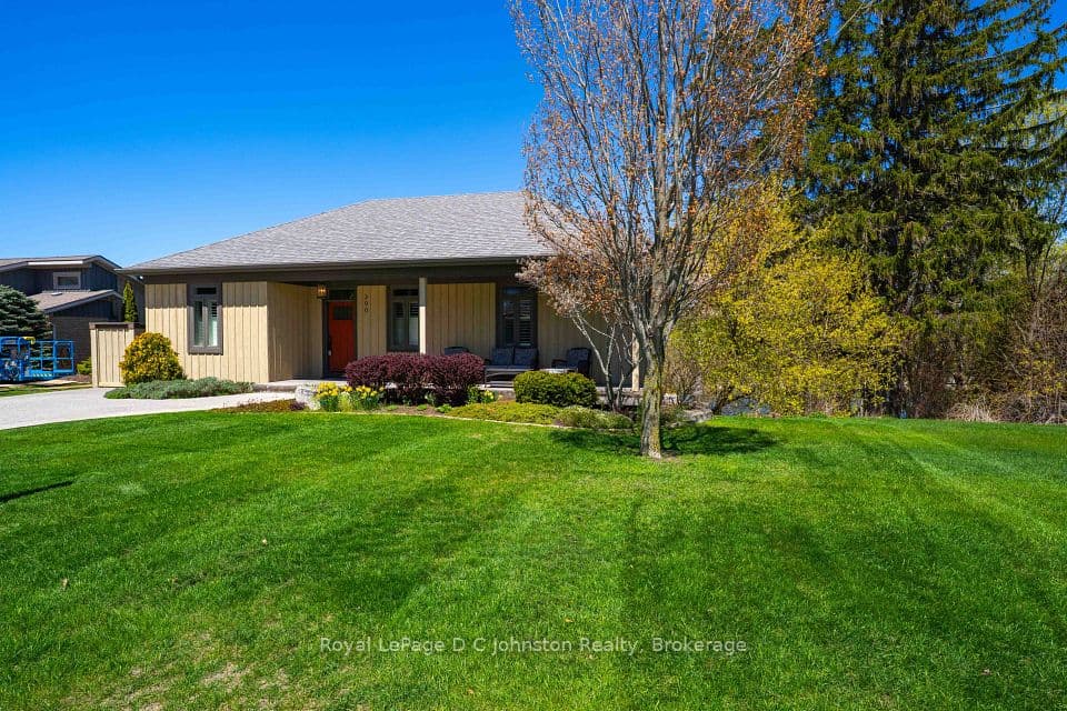 290 Saugeen Street, Saugeen Shores, ON N0H 2L0 – photo 3