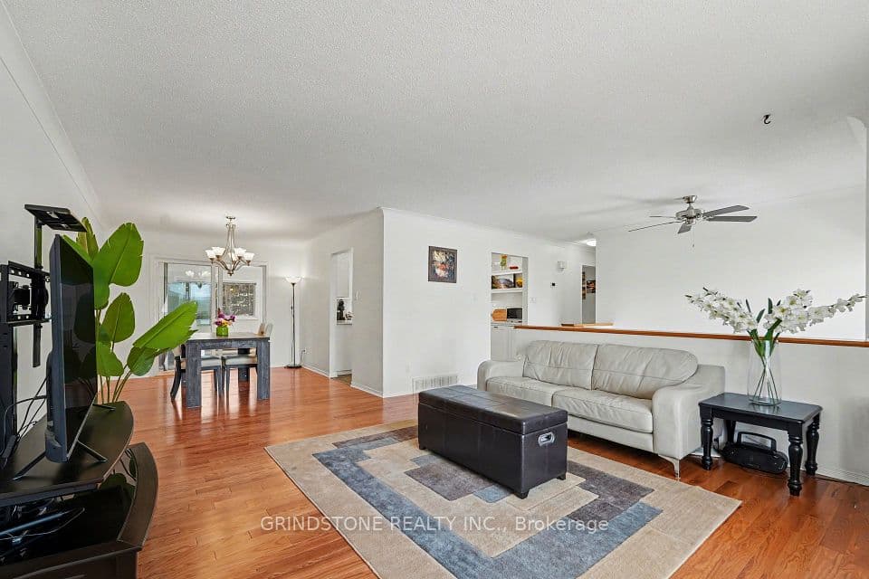 319 Riverwood Drive, Constance Bay - Dunrobin - Kilmaurs - Woodlawn, ON K0A 3M0 – photo 2
