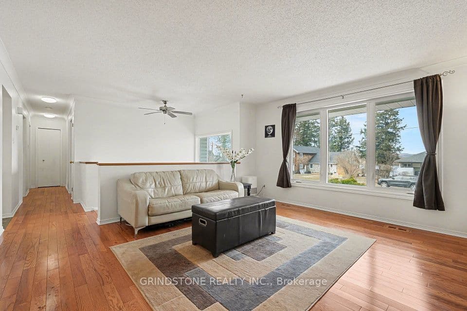 319 Riverwood Drive, Constance Bay - Dunrobin - Kilmaurs - Woodlawn, ON K0A 3M0 – photo 3