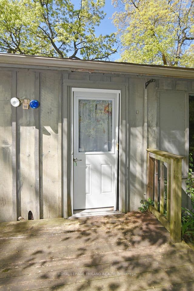 10111 Herbert Street, Lambton Shores, ON N0M 2L0 – photo 2