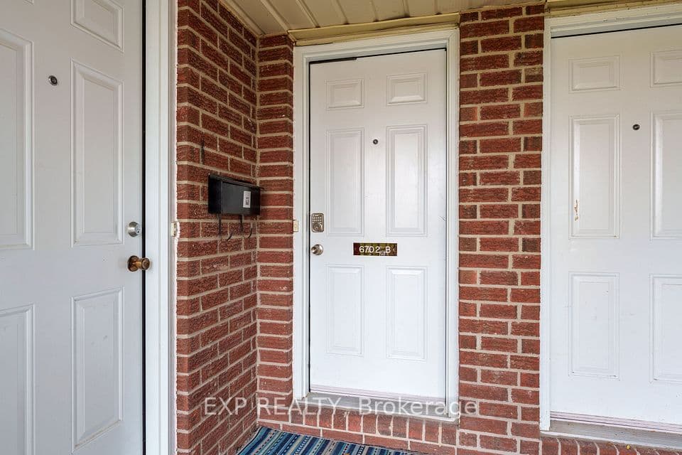 6702 Jeanne D'arc Boulevard N B, Orleans - Convent Glen and Area, ON K1C 6E9 – photo 3