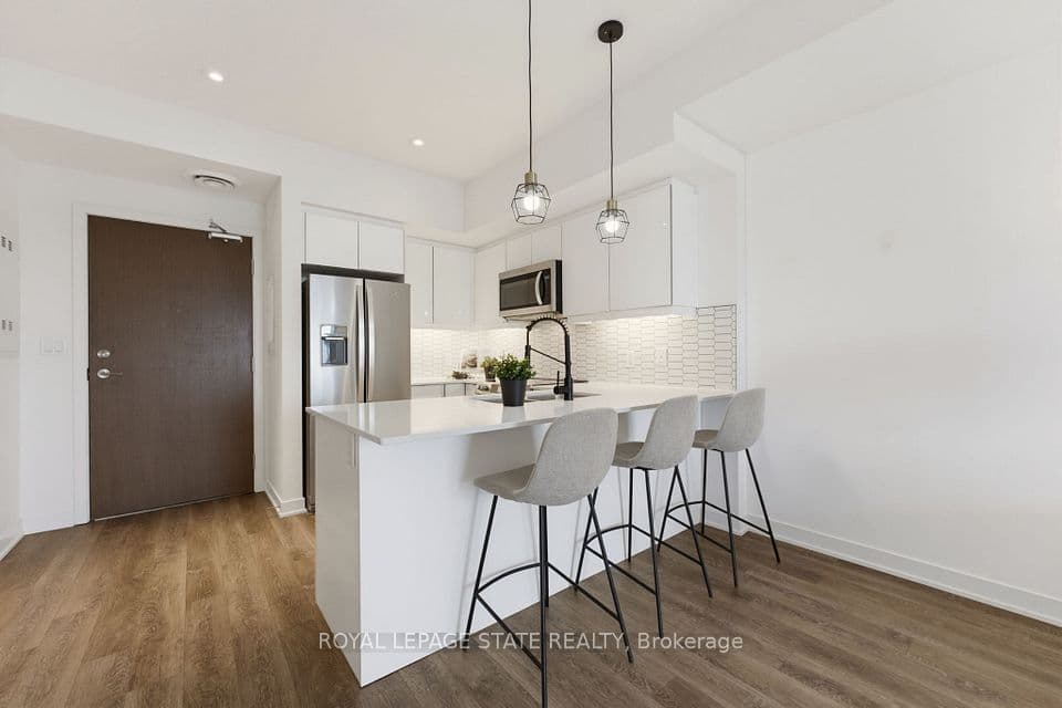 16 Markle Crescent 513, Hamilton, ON L9G 0H4 – main photo