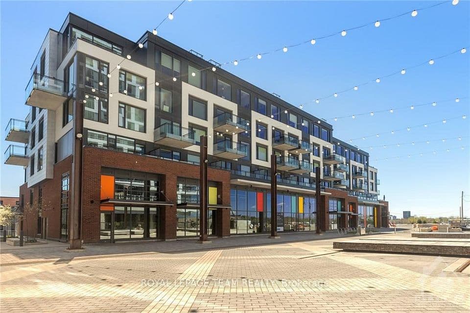 320 MIWATE Private 303, West Centre Town, ON K1R 0E1 – main photo