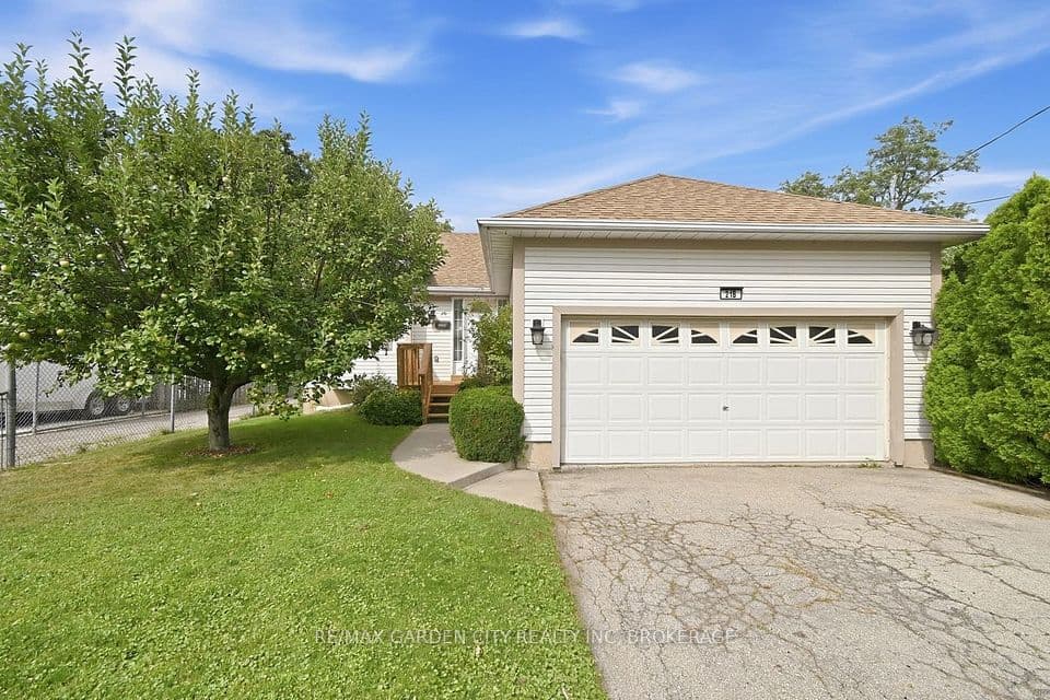 21 B Kelson Avenue N, Grimsby, ON L3M 4C6 – photo 2