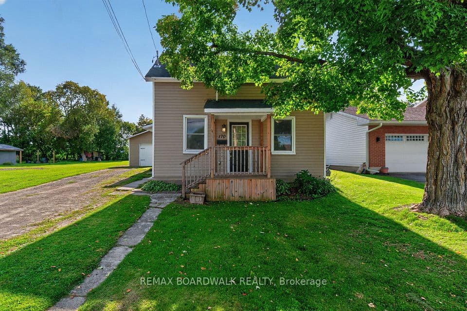 170 Poole Street, McNab/Braeside, ON K7S 1J2 – photo 2