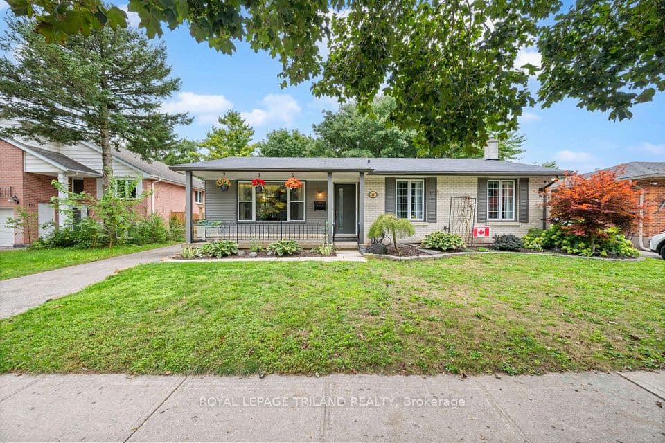 1611 Trossacks Avenue, London North, ON N5X 2G3 – main photo