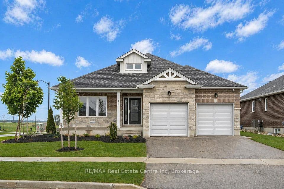 130 Stephenson Way, Minto, ON N0G 2P0 – main photo