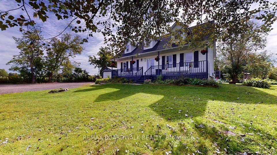 94 Quabbin Road, Front of Yonge, ON K0E 1R0 – main photo