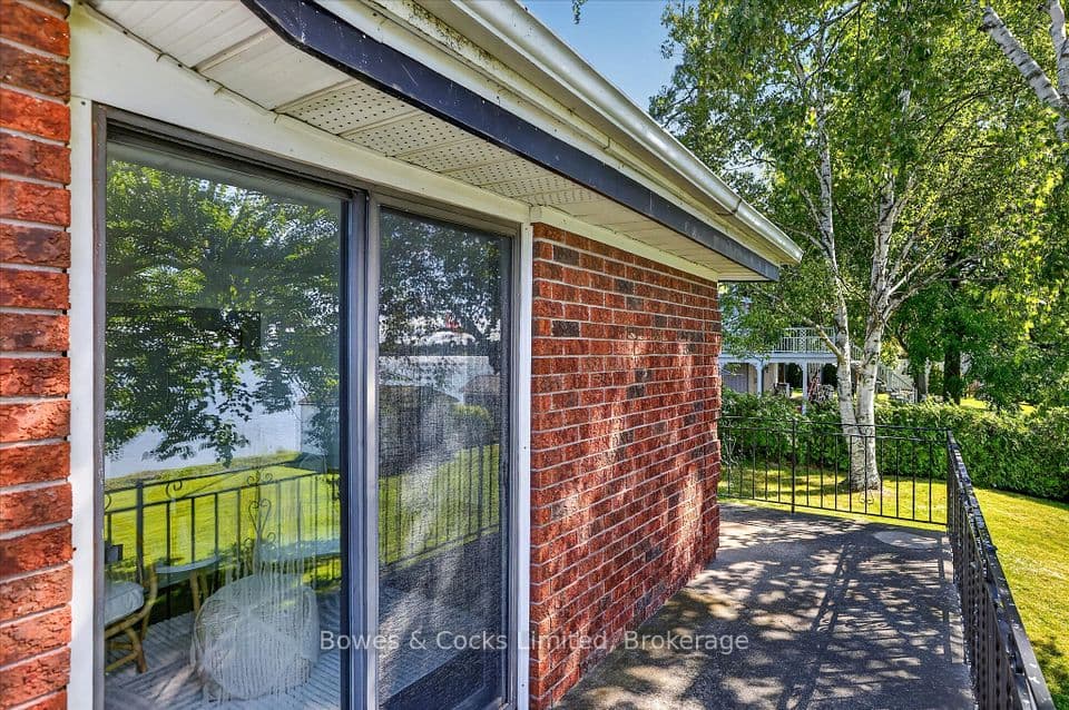 79 Oakdene Crescent, Kawartha Lakes, ON K0M 2C0 – photo 3