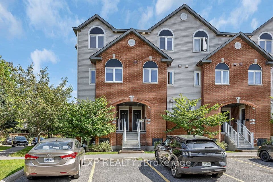 29 Jardin Private E 295, Manor Park - Cardinal Glen and Area, ON K1K 2V6 – main photo