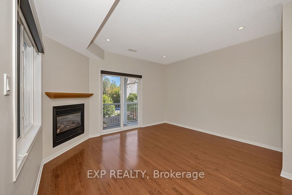 29 Jardin Private E 295, Manor Park - Cardinal Glen and Area, ON K1K 2V6 – photo 3