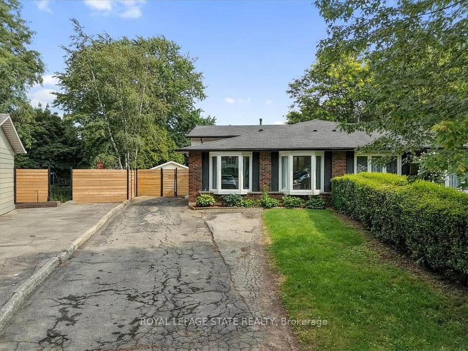 27 Gretna Court, Hamilton, ON L9C 4V1 – photo 2