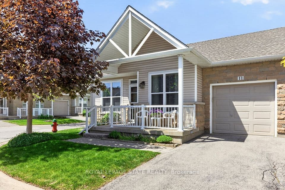 20 Kitty Murray Lane 11, Hamilton, ON L9K 1L7 – photo 2
