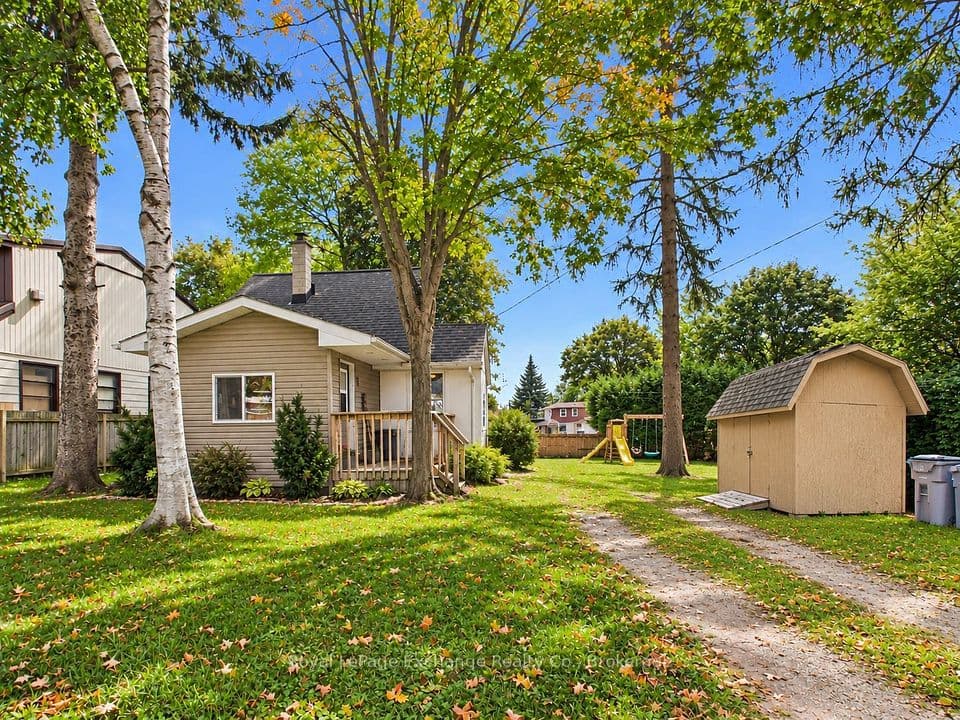 2 Regina Road, Huron East, ON N0M 1L0 – photo 2