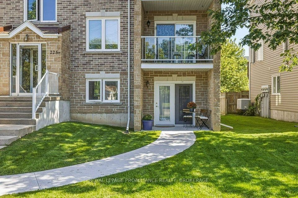 225 Oak Street 2104, Gananoque, ON K7G 2R5 – photo 3