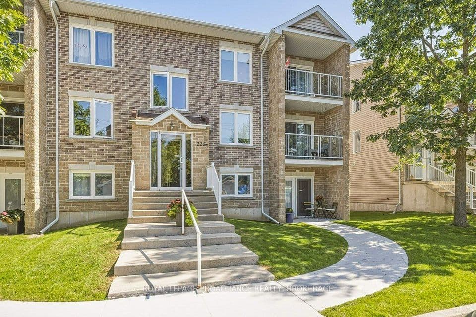 225 Oak Street 2104, Gananoque, ON K7G 2R5 – photo 2