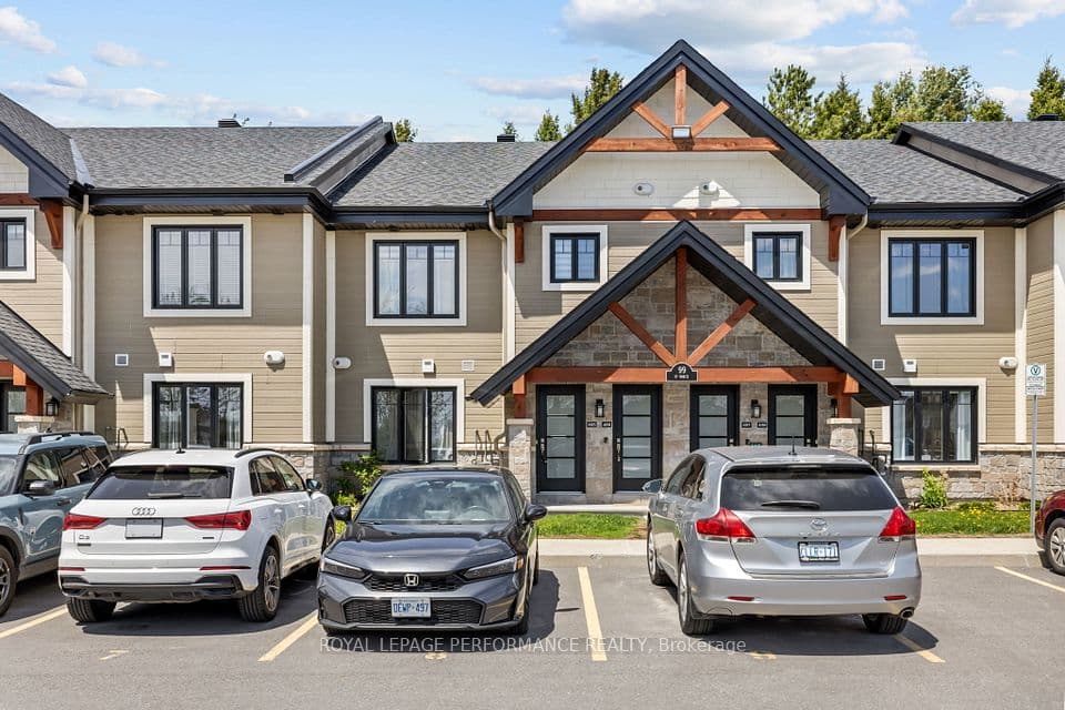 99 St Moritz Trail 405, Russell, ON K0A 1W0 – main photo