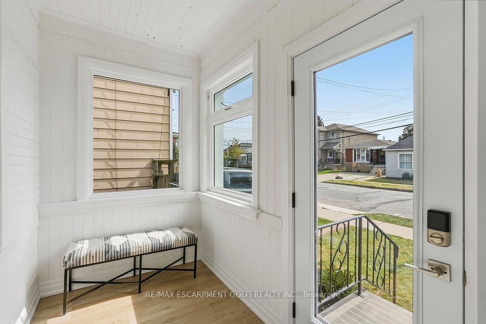 19 Vansitmart Avenue, Hamilton, ON L8H 3A2 – photo 3