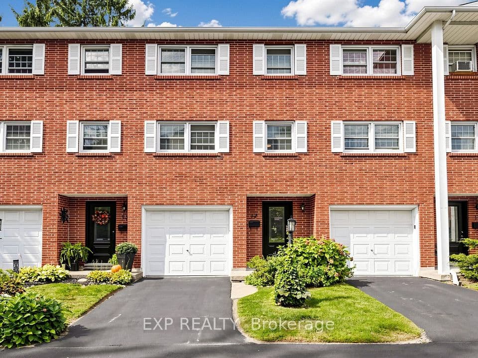 91 LIVINGSTON Avenue 12, Grimsby, ON L3M 1L4 – main photo