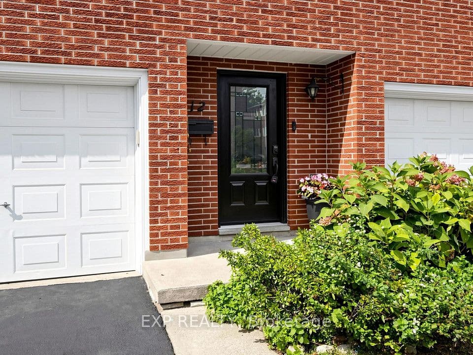 91 LIVINGSTON Avenue 12, Grimsby, ON L3M 1L4 – photo 2