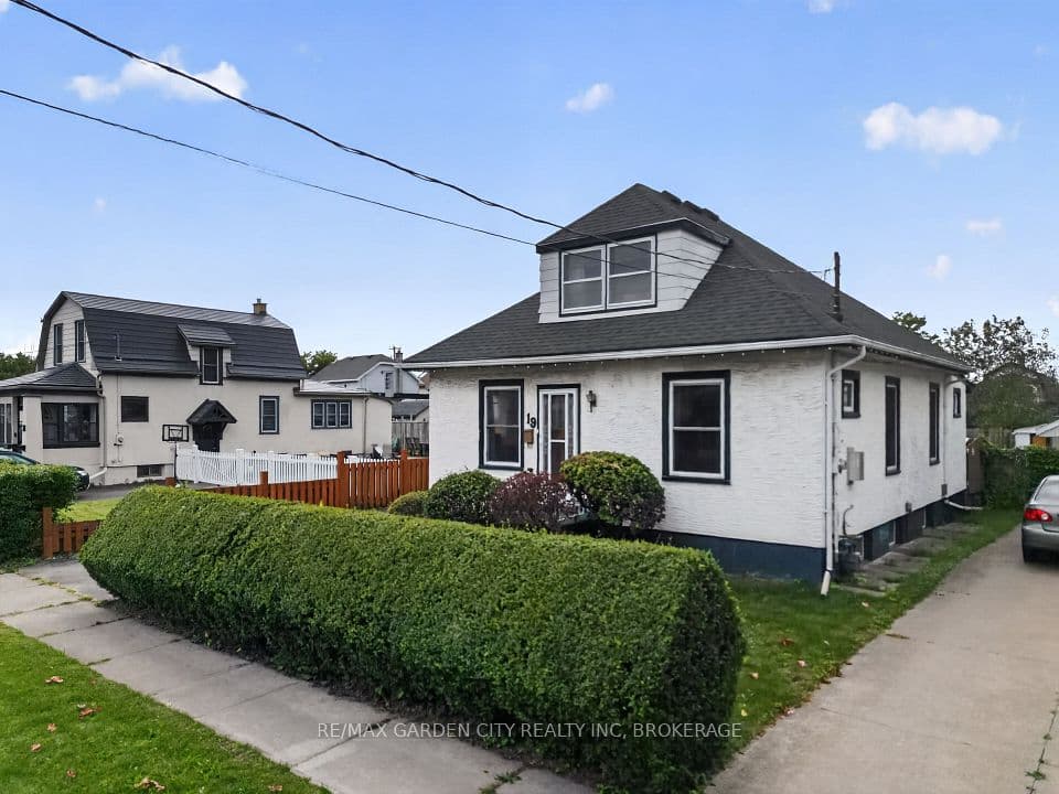19 Cunningham Street, Thorold, ON L2V 3K6 – photo 3