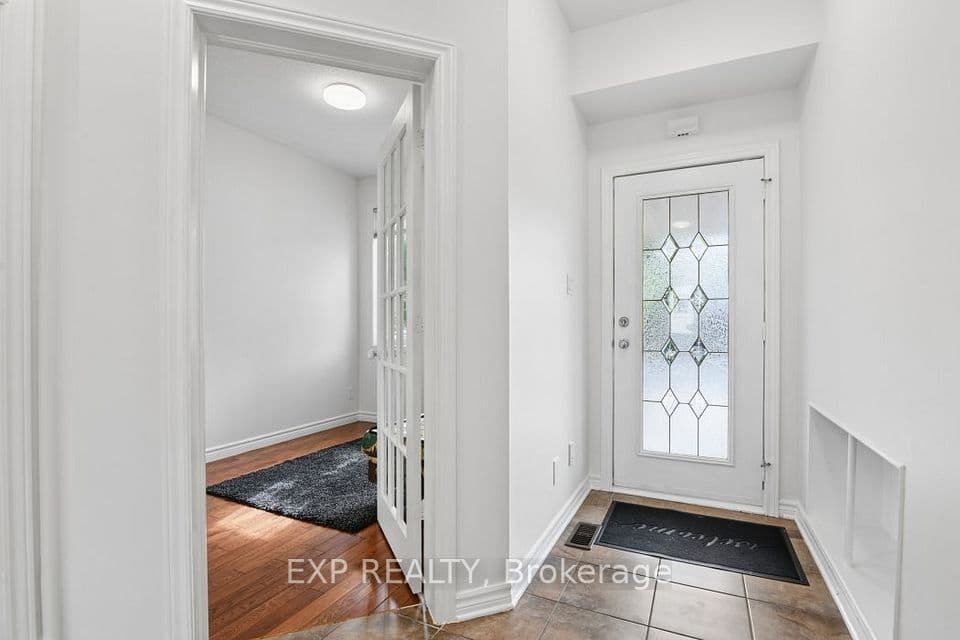 322 Foxridge Way, Barrhaven, ON K2J 0V7 – photo 3