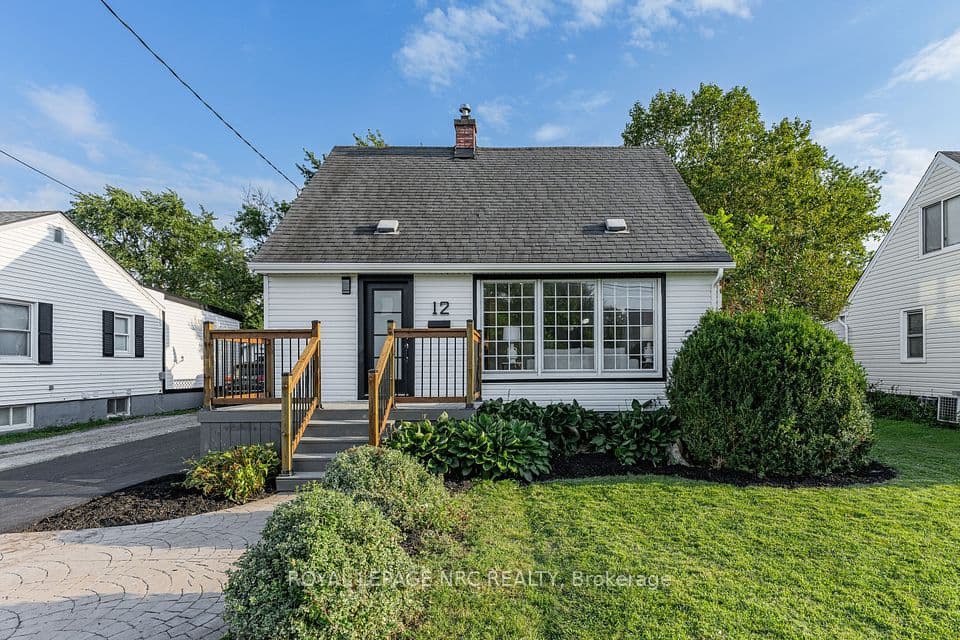 12 Admiral Road, St. Catharines, ON L2P 1G5 – photo 2