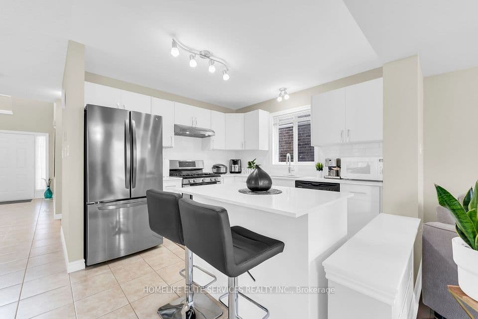 1185 Sandbar Street, London North, ON N6G 0G6 – main photo