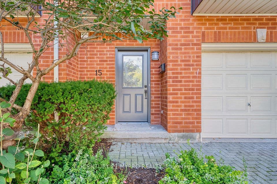 683 Windermere Road Unit #15, London North, ON N5X 3T9 – main photo