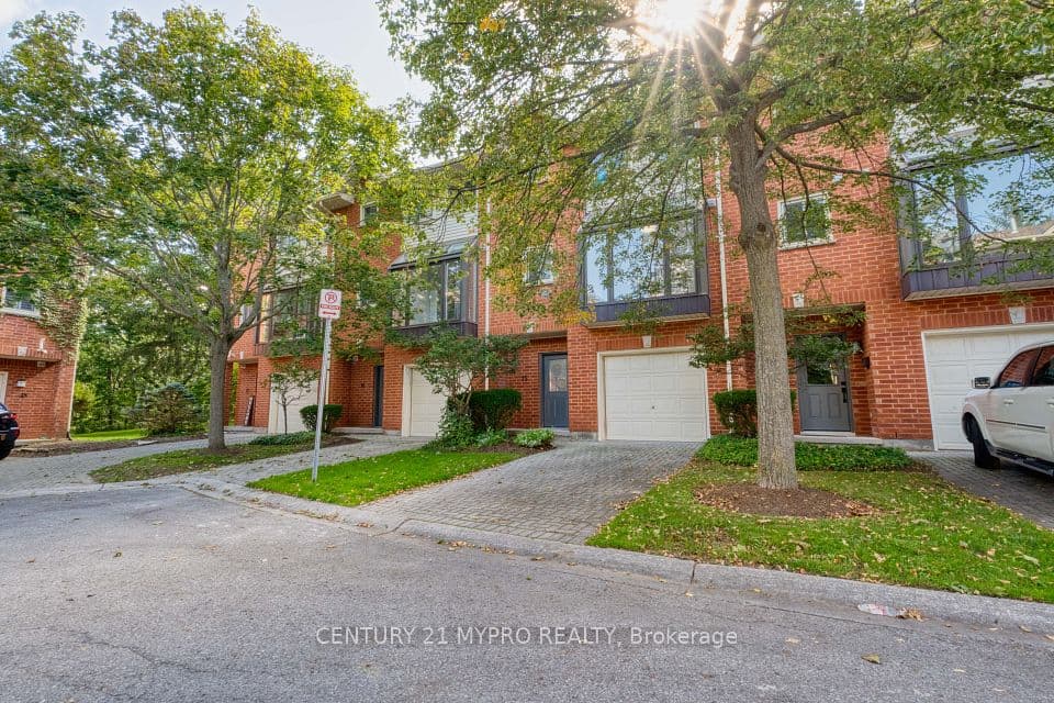 683 Windermere Road Unit #15, London North, ON N5X 3T9 – photo 2