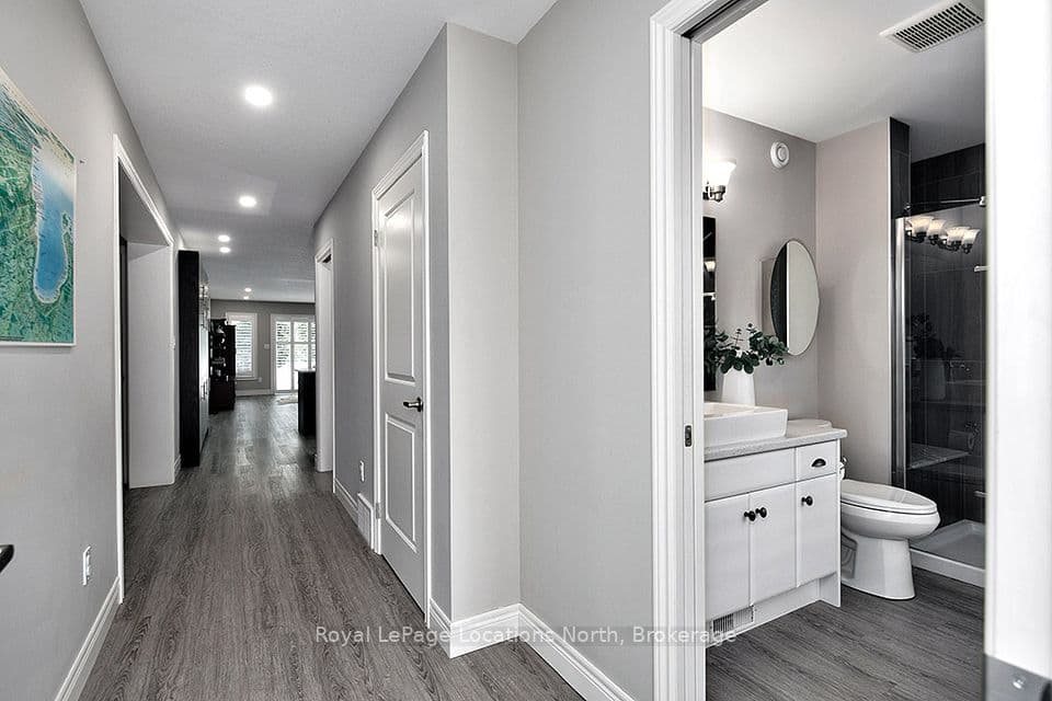 17 Elgin Street S, Blue Mountains, ON N0H 2P0 – photo 2