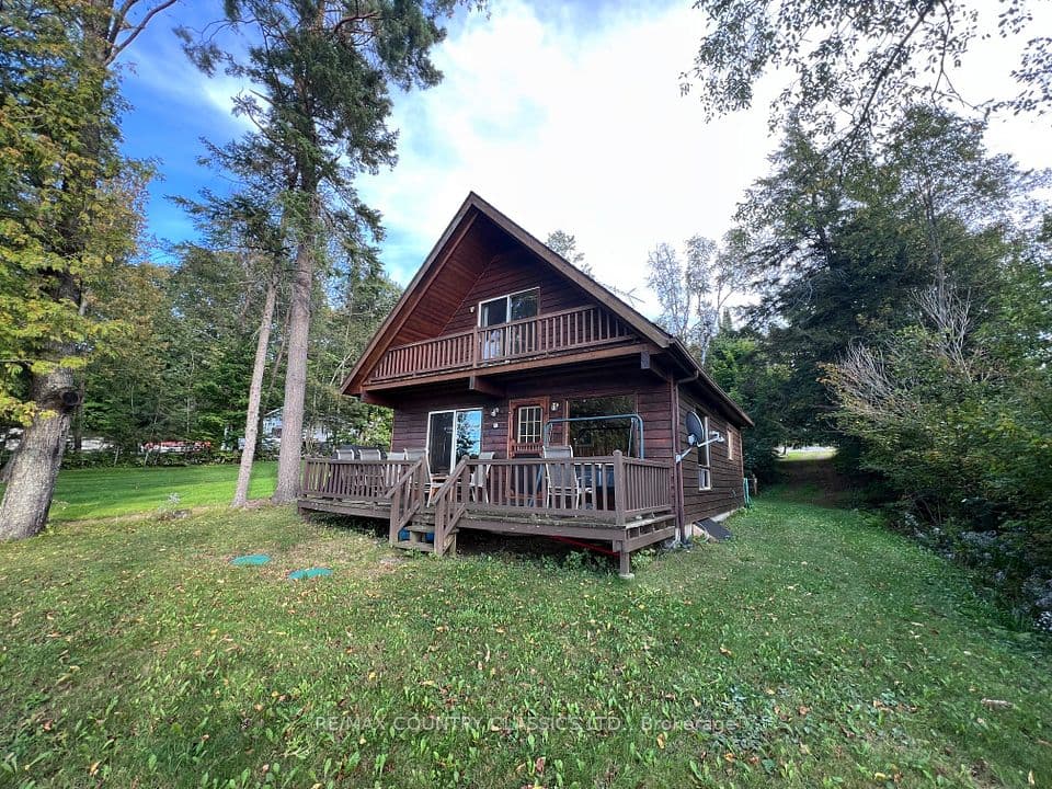 110 Village Street, Hastings Highlands, ON K0L 1C0 – main photo