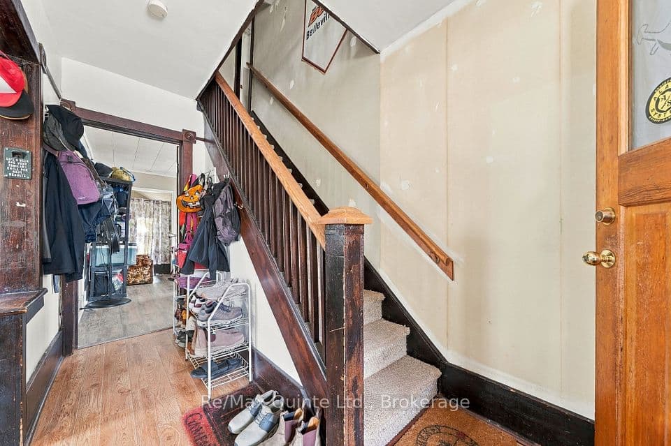 26 Strachan Street, Belleville, ON K8P 1W8 – photo 3