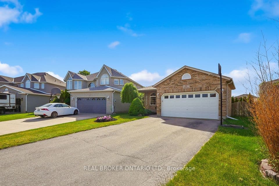 26 Kelly Court, Guelph, ON N1K 1W3 – photo 3