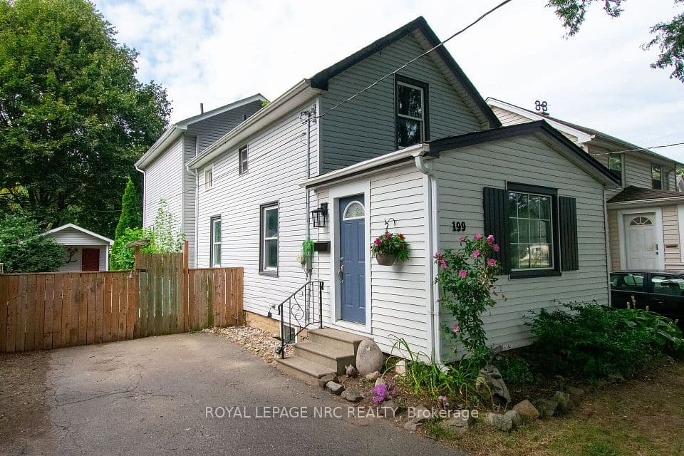 199 YORK Street, St. Catharines, ON L2R 6G3 – main photo