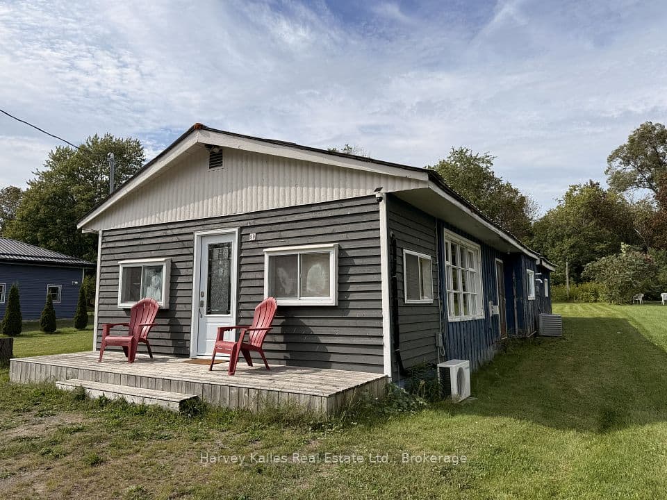 90 Main Street, Prince Edward County, ON K0K 3L0 – photo 2