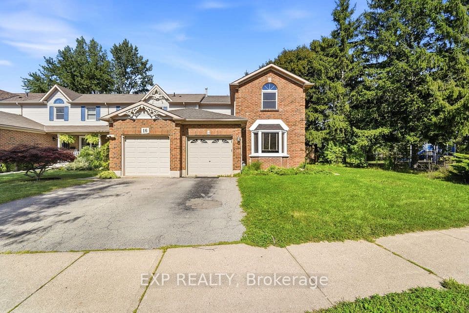 14 Hedge Lawn Drive, Grimsby, ON L3M 5G9 – main photo