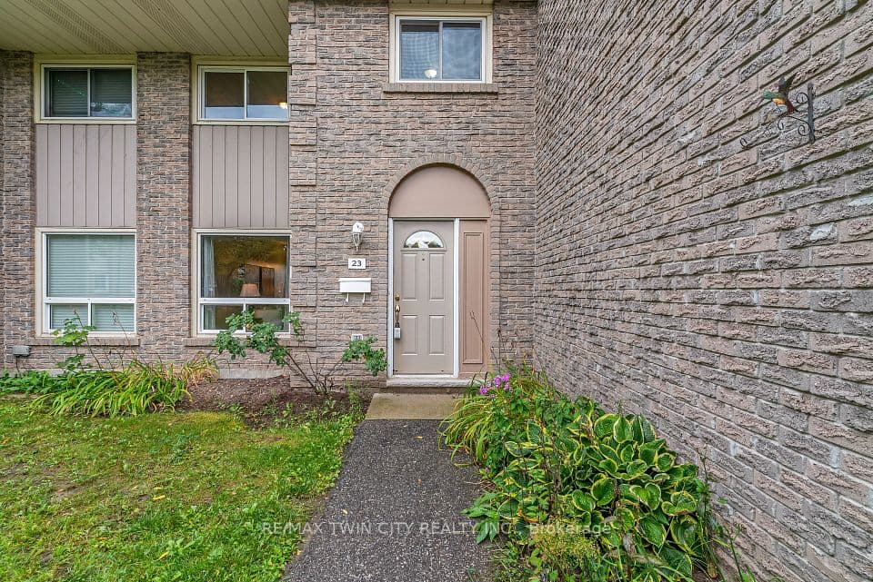 25 Upper Canada Drive 23, Kitchener, ON N2P 1G2 – photo 2