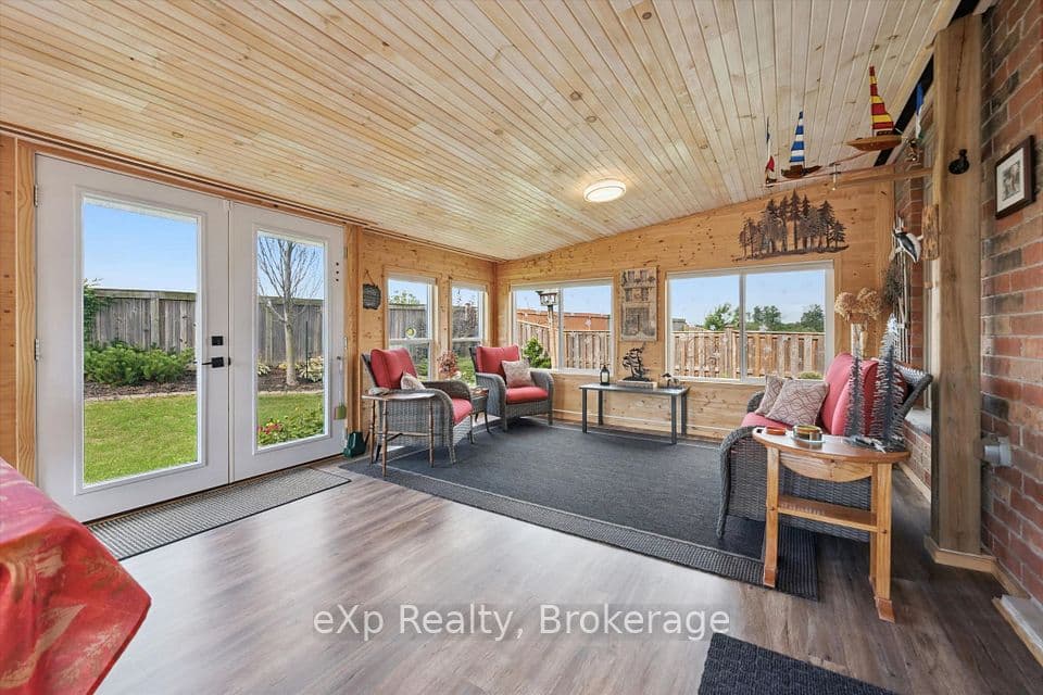82 Drone Crescent, Guelph, ON N1K 0C2 – photo 2