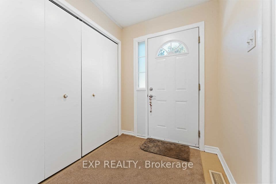 820 CAHILL Drive W 38, Hunt Club - Windsor Park Village and Area, ON K1V 9K4 – photo 3