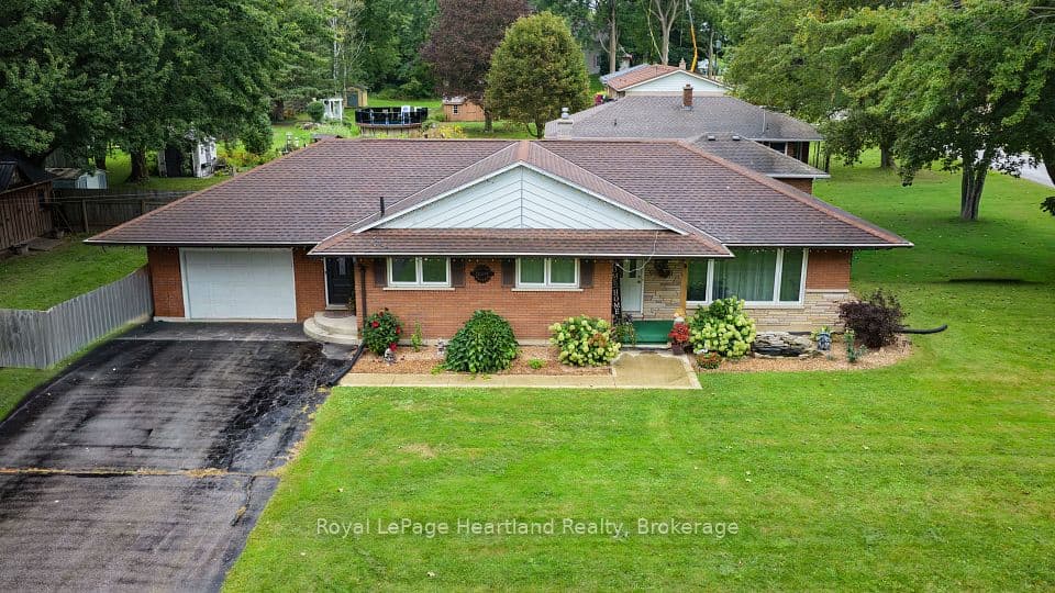 390 Morris Street, North Huron, ON N0M 1H0 – photo 2