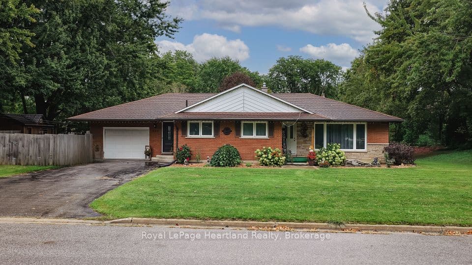 390 Morris Street, North Huron, ON N0M 1H0 – main photo