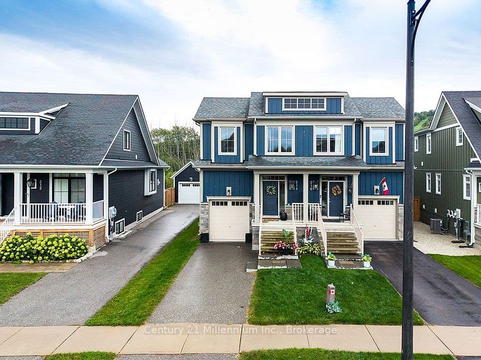 214 Yellow Birch Crescent, Blue Mountains, ON L9Y 0Y5 – main photo