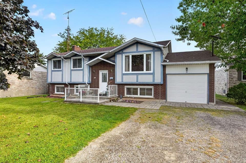 5 Brooks Circle, West Lincoln, ON L0R 2A0 – main photo
