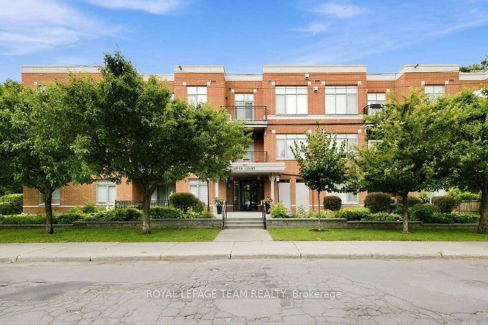 950 Marguerite Avenue 212, Overbrook - Castleheights and Area, ON K1K 3T8 – main photo